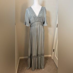 NWOT Wishlist Apparel Deep V-Neck Lace and Guaze lined maxi dress XL